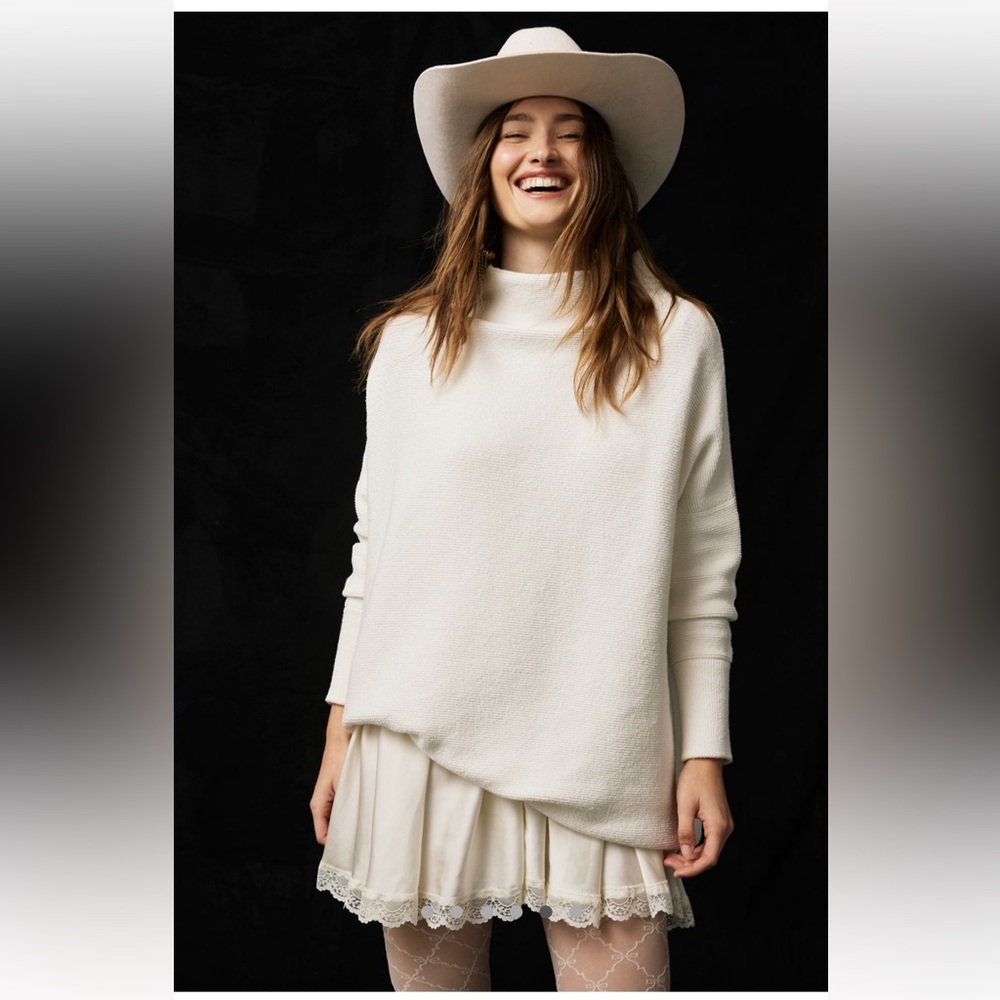 NWT - Free People Ottoman Slouchy Tunic size Small